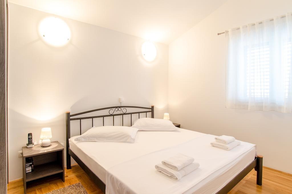 Villa Lidija オミシュ 部屋 写真